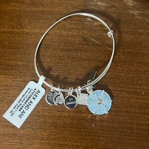 Alex and Ani NWT Snowflake Bracelet